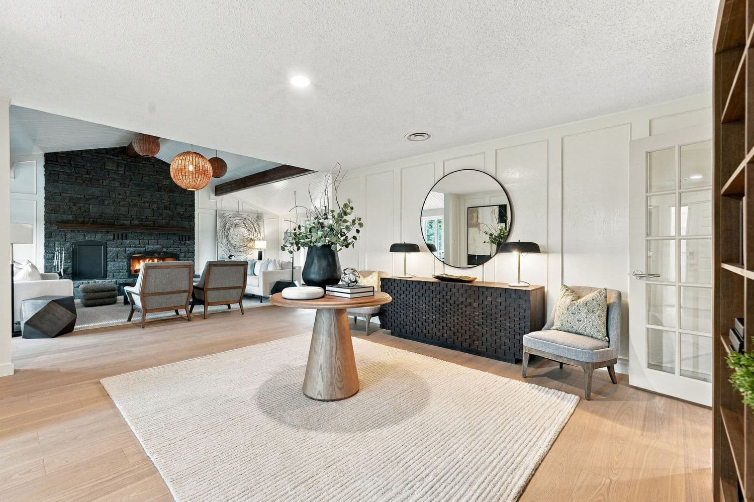 Kitchen island with seating and premium appliances