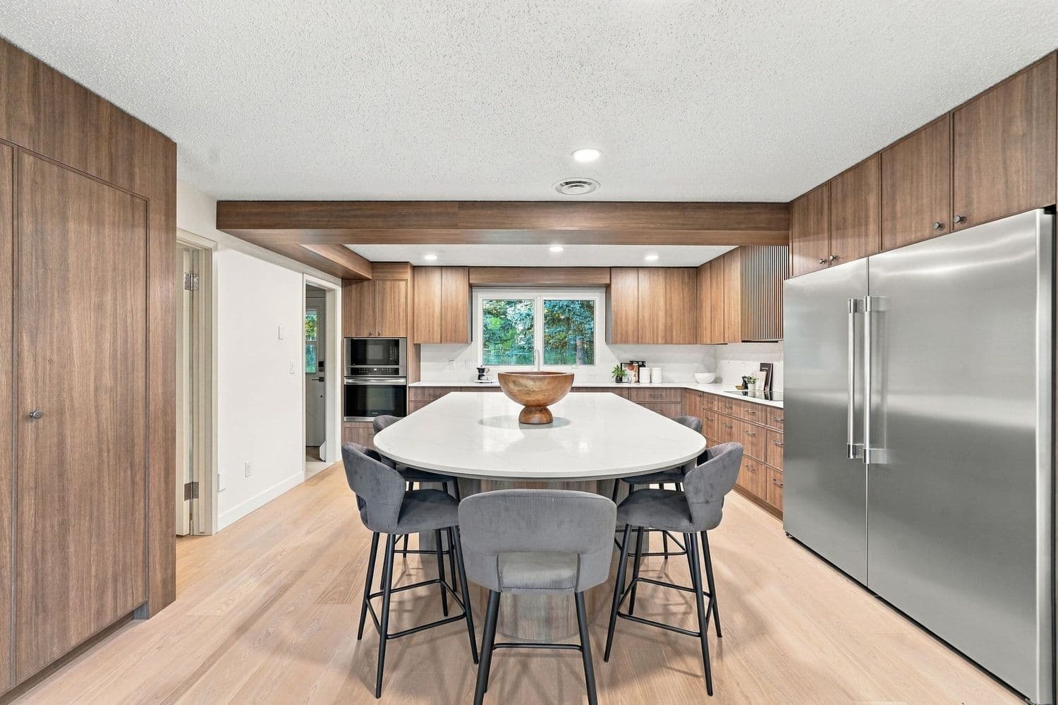Formal dining room